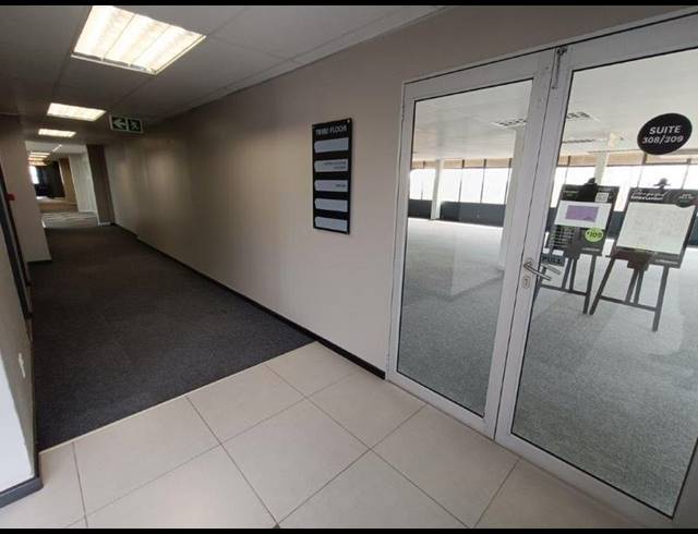BUSINESS PROPERTY TO RENT IN CRESTA